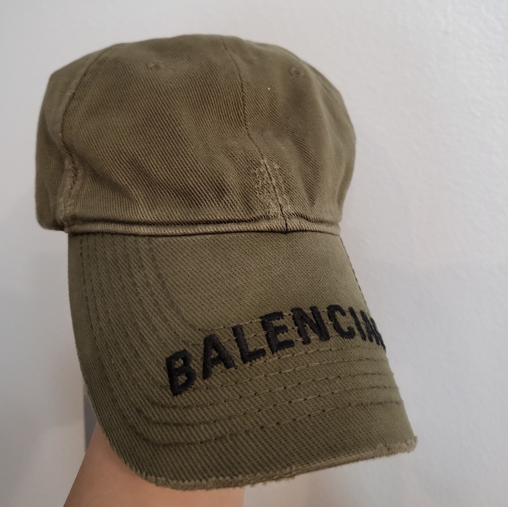 Balenciaga baseball cap